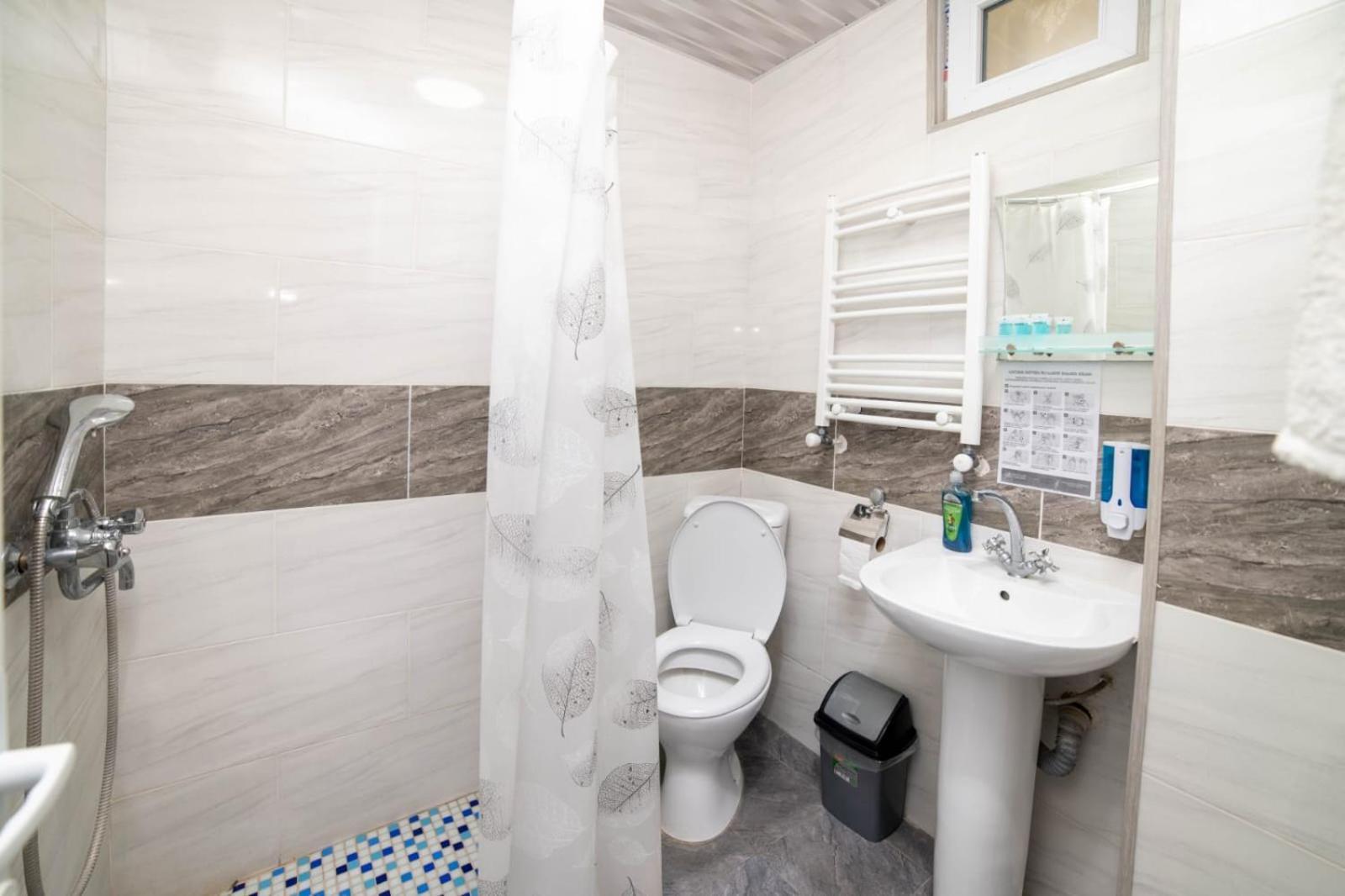 Guest House Kavkasioni 33 Telavi Kültér fotó